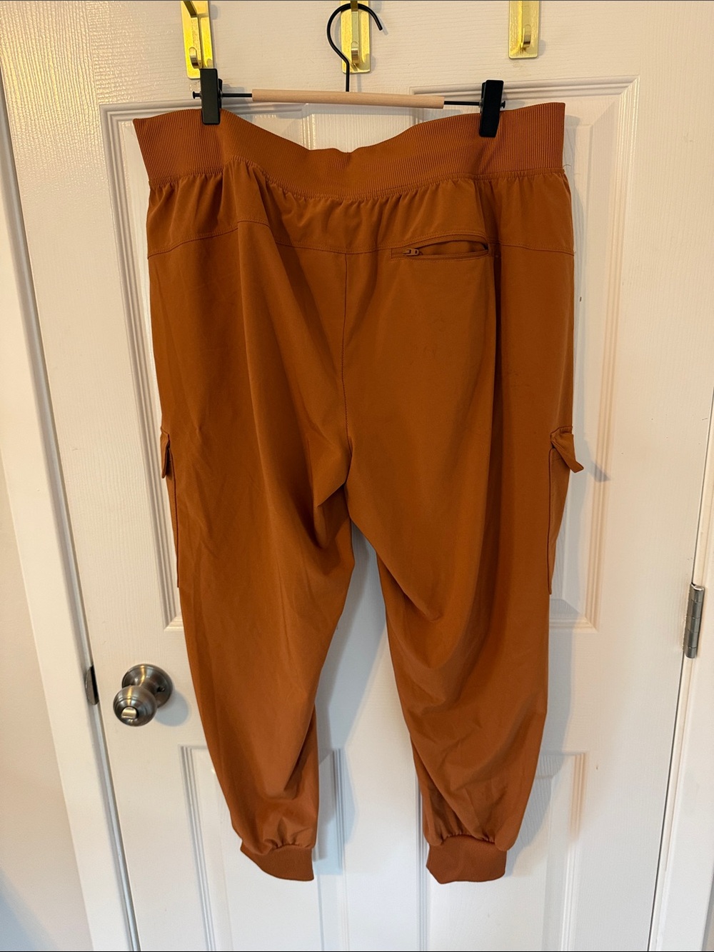 all in motion Rust/Tan Active joggers with side pockets - Picture 3 of 7